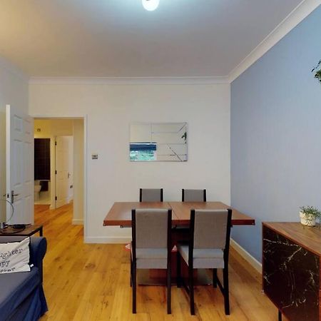 Lovely 2-Bedroom Flat Near Highgate Londen Buitenkant foto