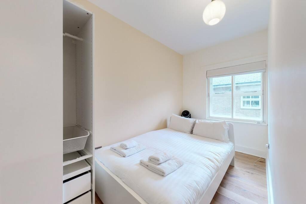 Lovely 2-Bedroom Flat Near Highgate Londen Buitenkant foto